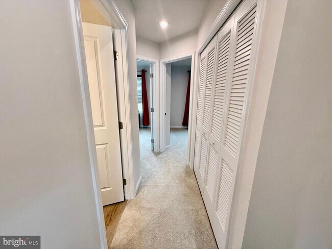 Building Photo - 70 Caswell Dr