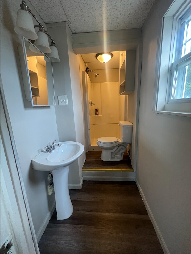 Building Photo - 5118 Globe Ave