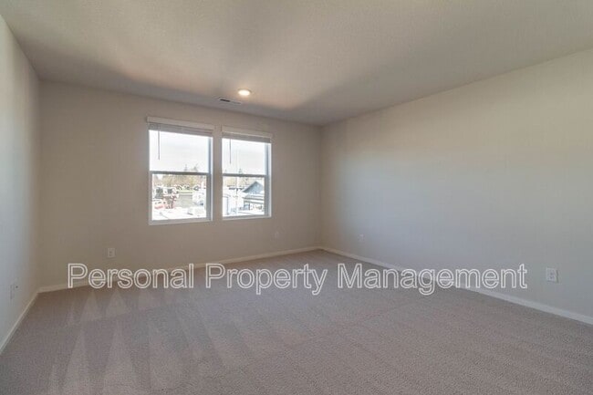 Building Photo - 13722 NE 67th Wy