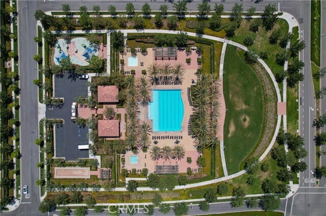 Building Photo - 60 Crestwick