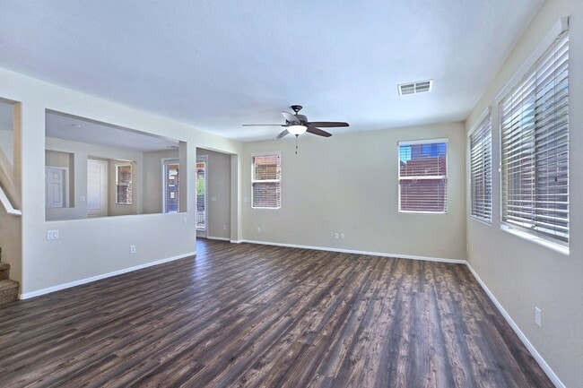 Building Photo - 5389 Hollymead Dr