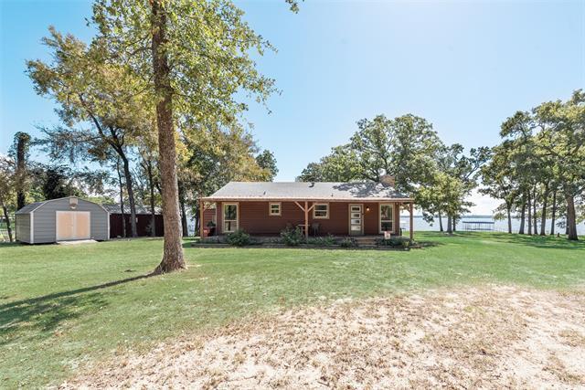 Building Photo - 229 Lakeside Dr
