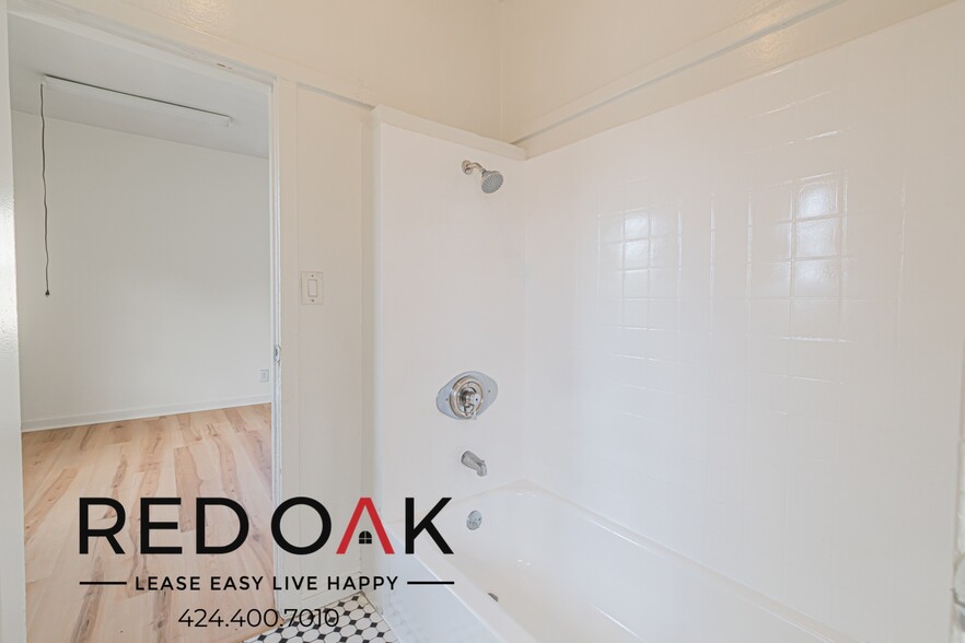 Building Photo - 1510 S Wilton Pl