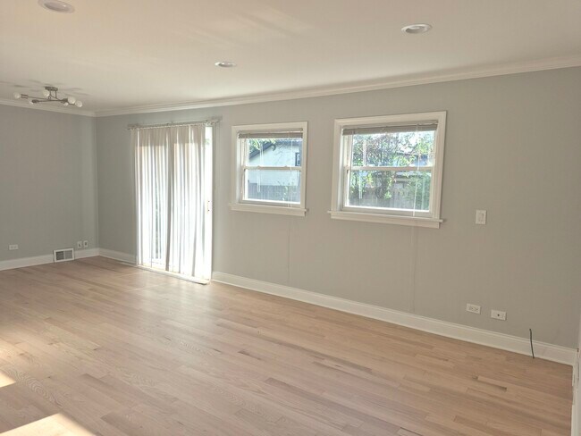 Building Photo - 1508 Evergreen Terrace