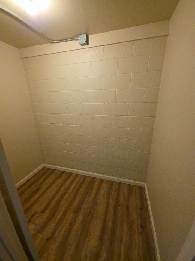 Building Photo - 3480 Idlewood Dr