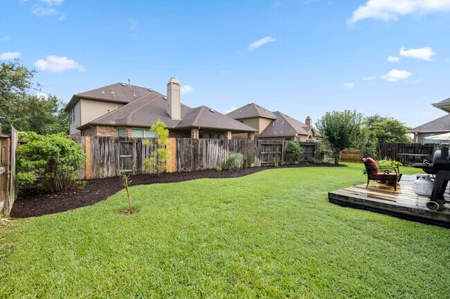 Building Photo - 18918 Cove Mill Ln