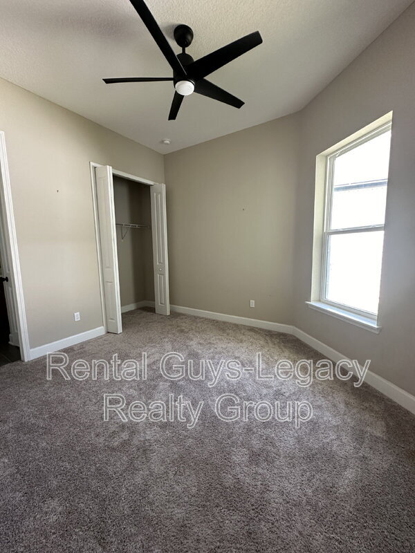 Building Photo - 813 Crosswater Lake Dr
