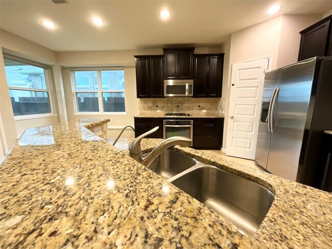Building Photo - 26954 Mustang Retreat Ln