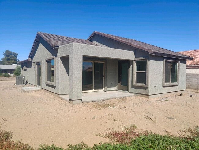 Building Photo - 9543 W Troy Dr