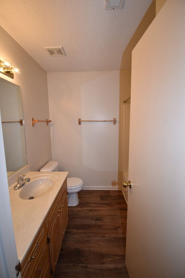 Building Photo - Forbes Avenue-248