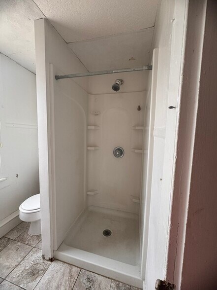 bathroom - 13 Benton Ave