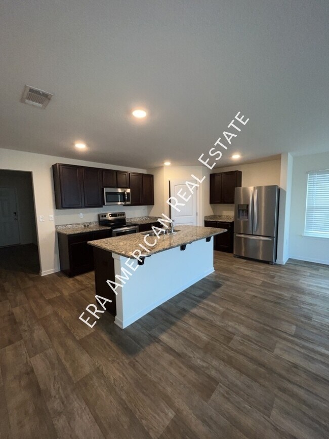 Building Photo - 818 Moorhen Way