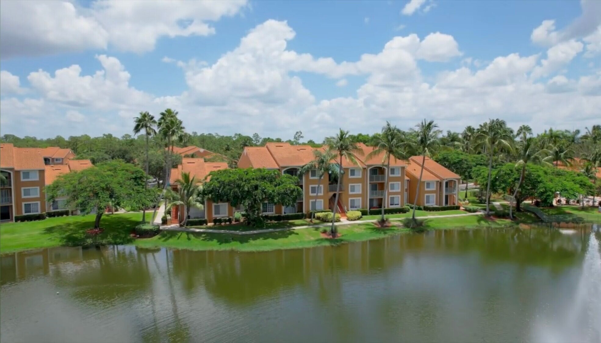 Building Photo - 1270 Wildwood Lakes Blvd