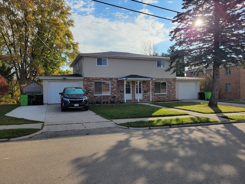 Building Photo - 444 N Henninger St