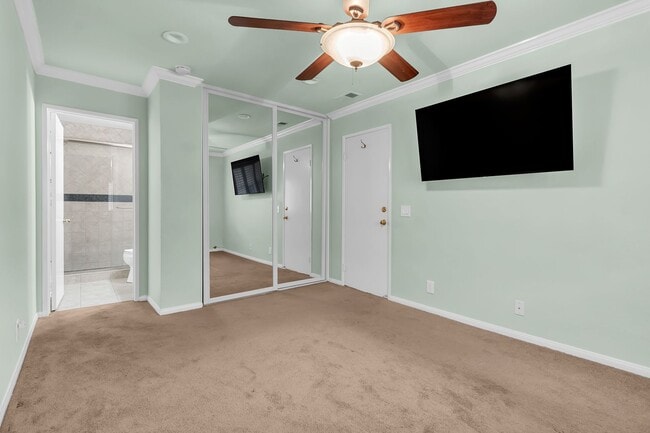 Building Photo - 21166 Gladiolos Way