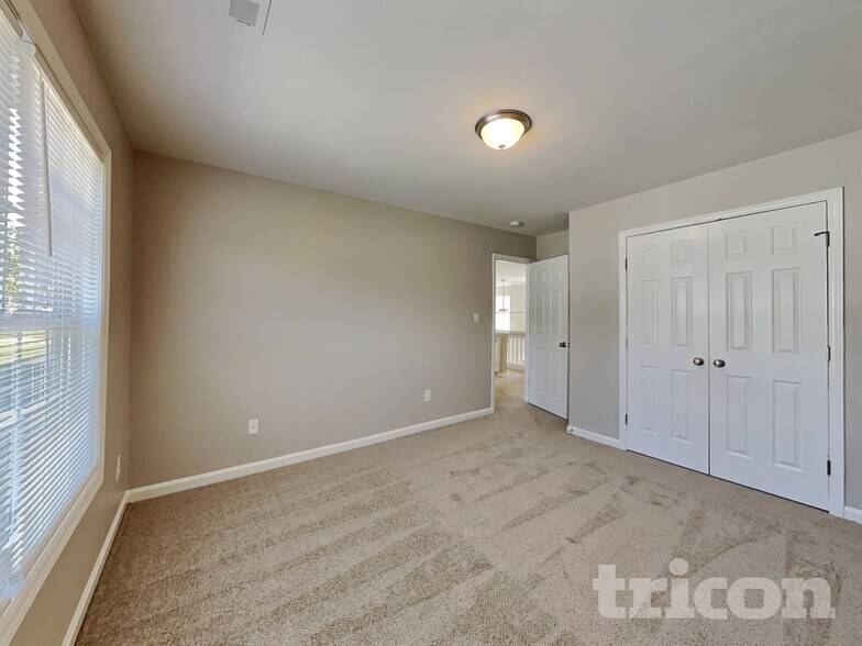 Building Photo - 5224 Anchorage Way