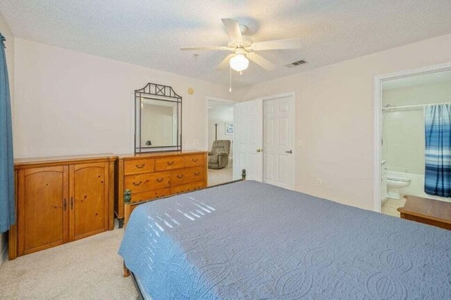 Building Photo - 4276 Calinda Ln