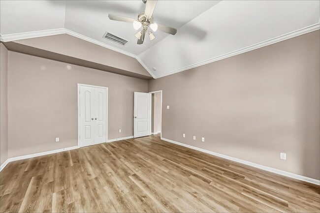 Building Photo - 2012 Haven Springs Ln