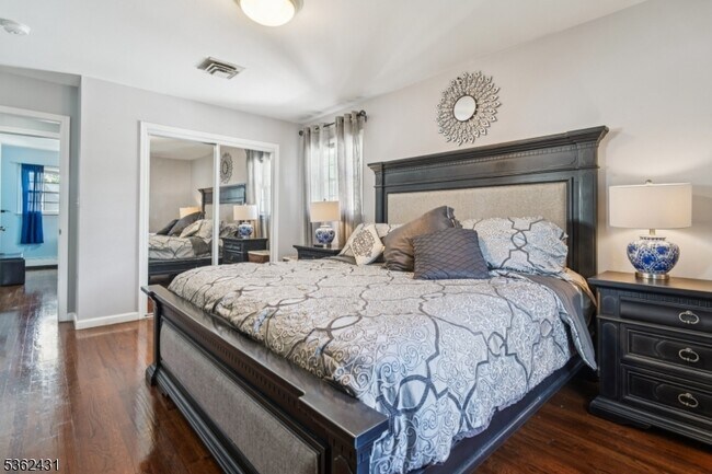 Building Photo - 491 Ragland Dr