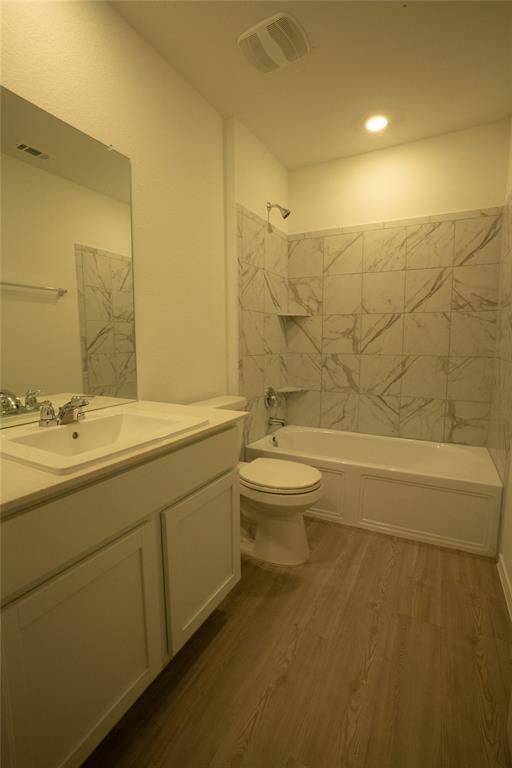 Building Photo - 105 Carmello