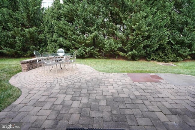 Building Photo - 20779 Crescent Pointe Pl