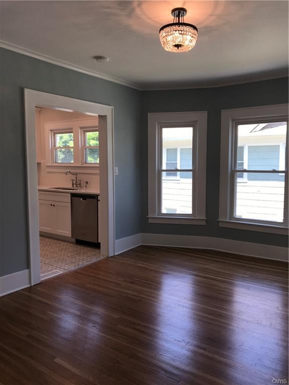 Building Photo - 126 Shotwell Park