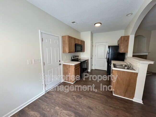 Building Photo - 10174 Sorrento Pl