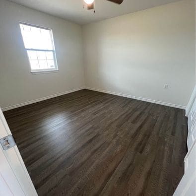 Building Photo - 367 FM 1519