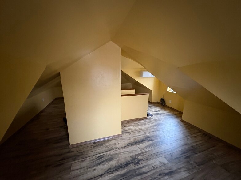 Building Photo - 11543 Mexico St