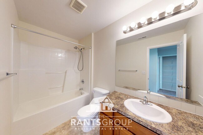 Building Photo - Spacious 4-Bedroom, 2.5-Bath Home with Open Layout in Lacey!