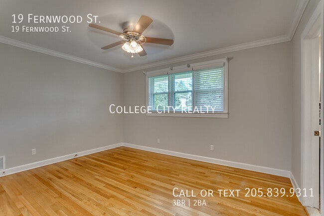 Building Photo - 19 Fernwood St