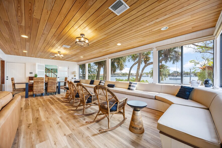 Building Photo - 11560 Dragon Point Dr