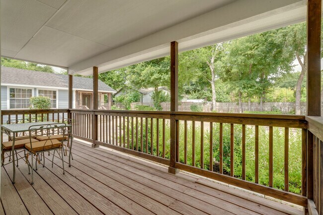 Building Photo - 2609B Wheless Ln