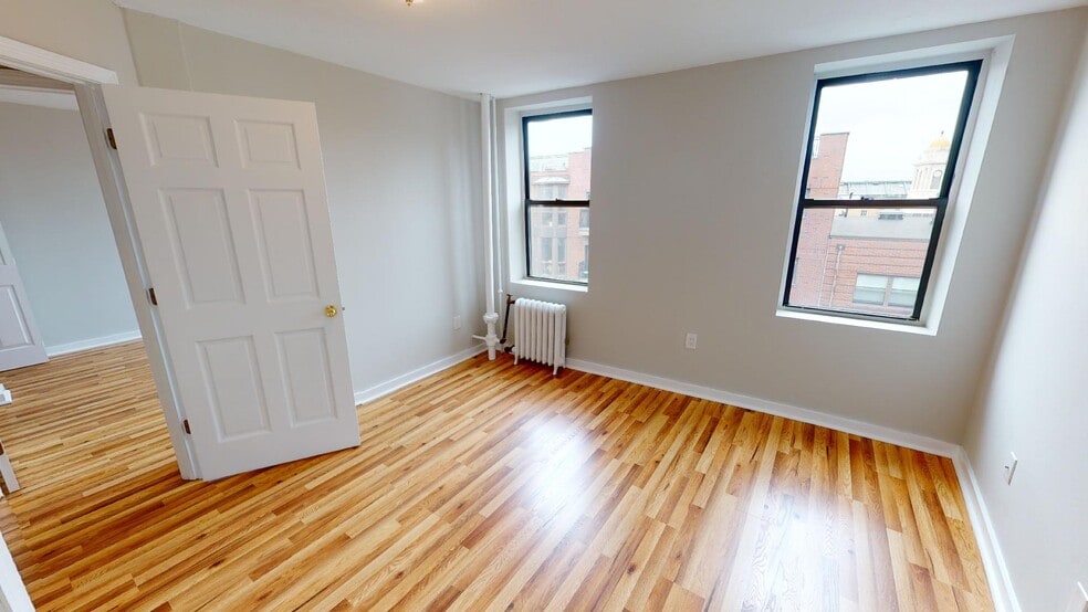 Building Photo - 224 Hanover St