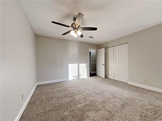 Building Photo - 968 Country Oaks Ct