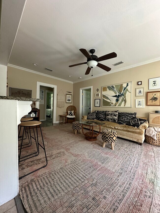 Building Photo - 849 N Third St