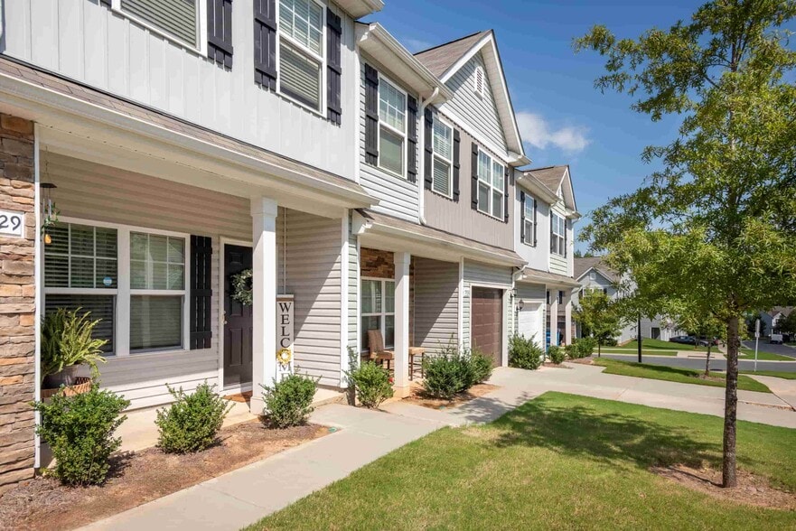 Primary Photo - The Grove Residences