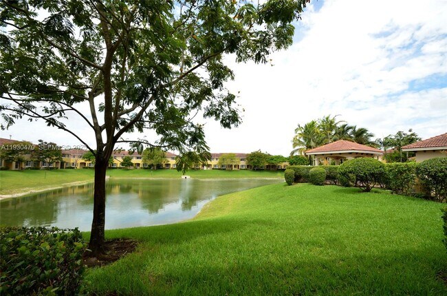 Building Photo - 6037 SW 19th Pl