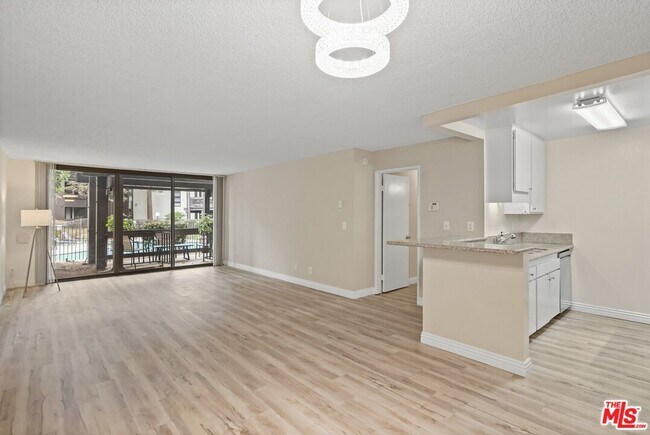 Building Photo - 7740 Redlands St