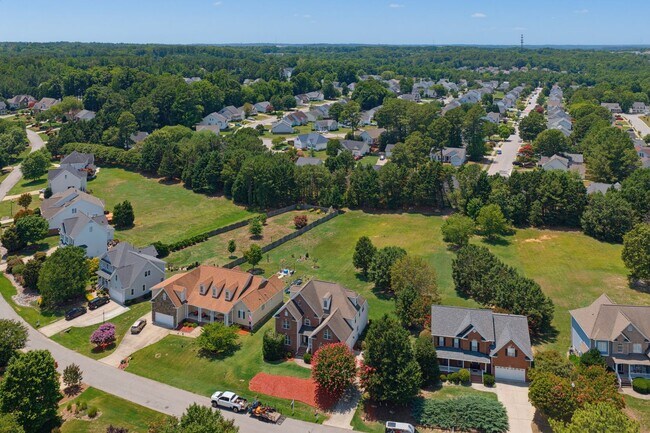 Building Photo - 2912 Oak Bridge Dr