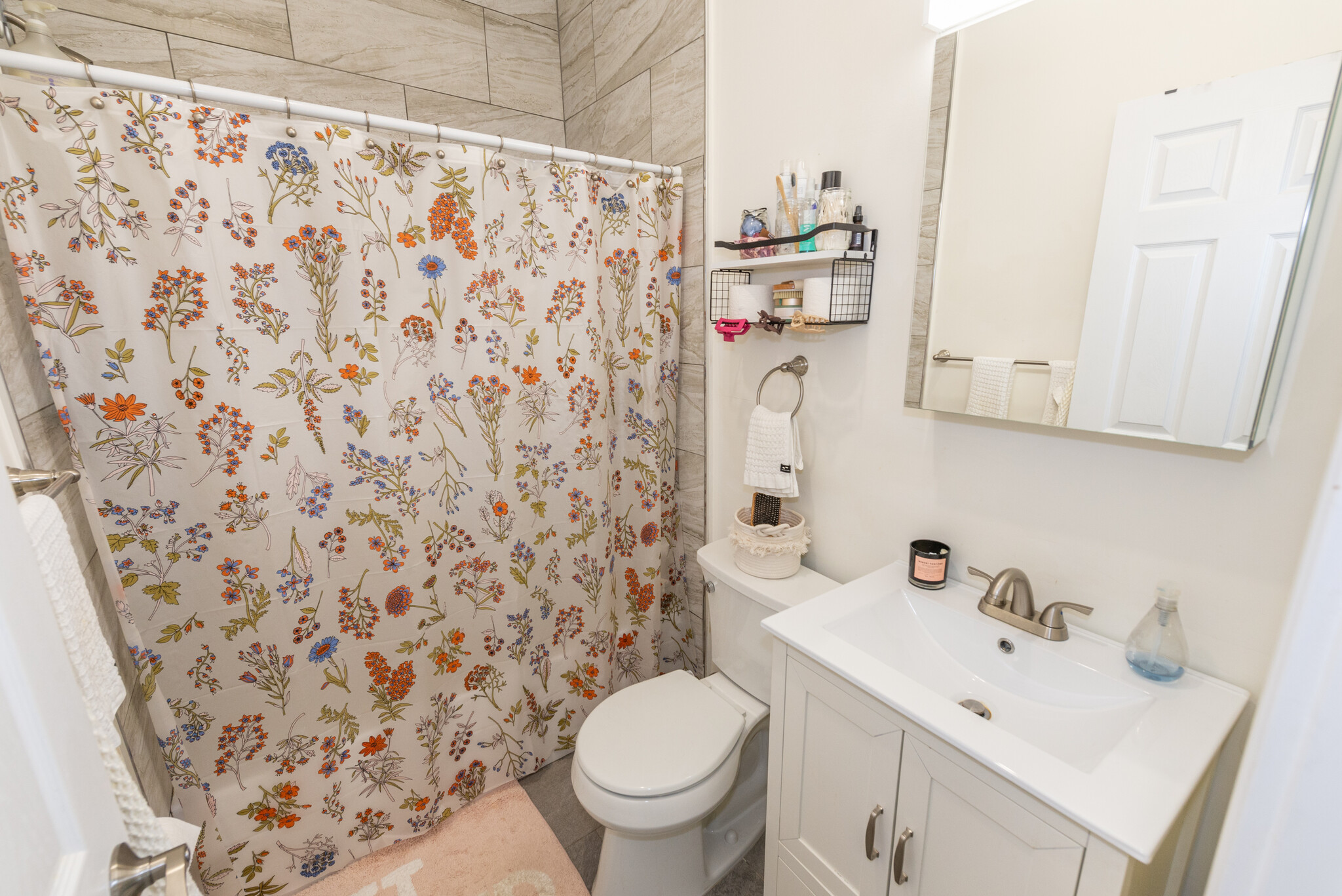 Primary Bath - 49 Greenwood Ave