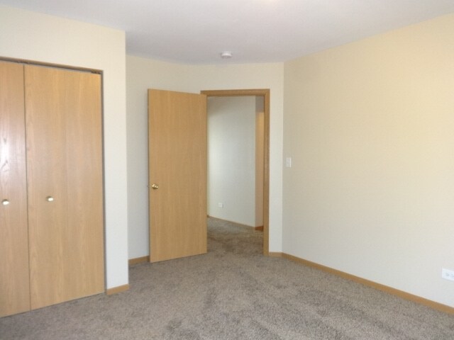 Building Photo - 25773 S Hoover Ct