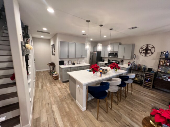 Building Photo - 17132 Wilthorne Colony Ct
