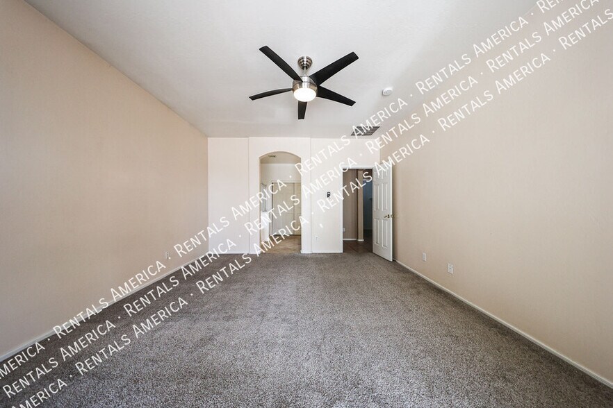Building Photo - 21401 E Calle de Flores
