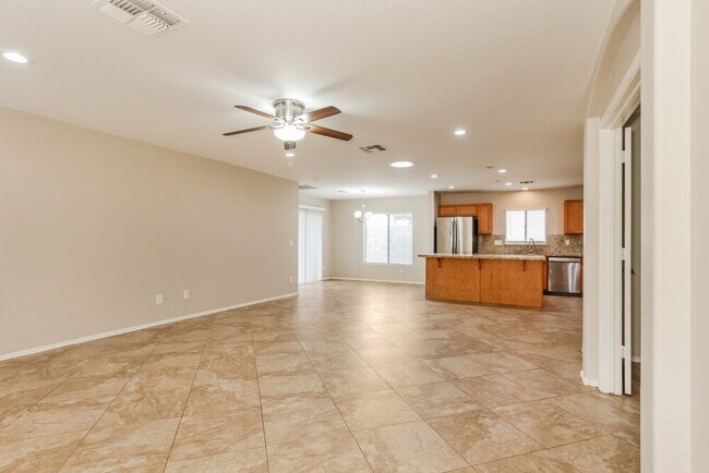 Building Photo - 12913 N 127th Ln