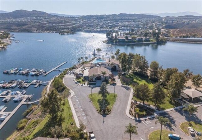 Building Photo - Stunning Lakefront Retreat in Gated Canyon...
