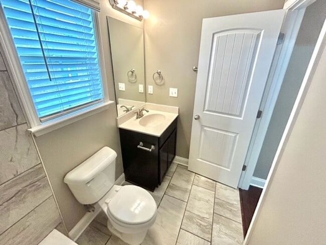Building Photo - Now Leasing a 4-Bedroom 3 Bath Home In Olive Branch at Stateline