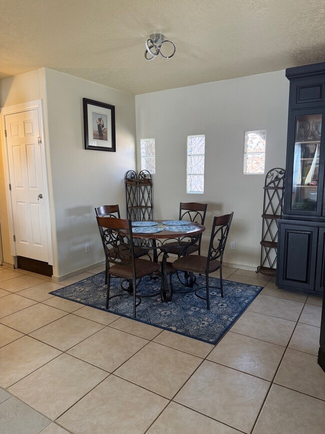 Building Photo - 6552 Cll Verde