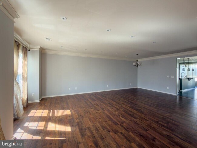 Building Photo - 23548 Buckland Farm Terrace