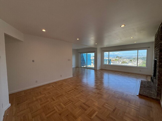 Building Photo - 14 Ocean Grove Ave